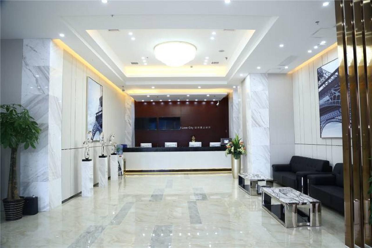 Hanting Express Changsha Railway Station Wuyi Road Exterior photo